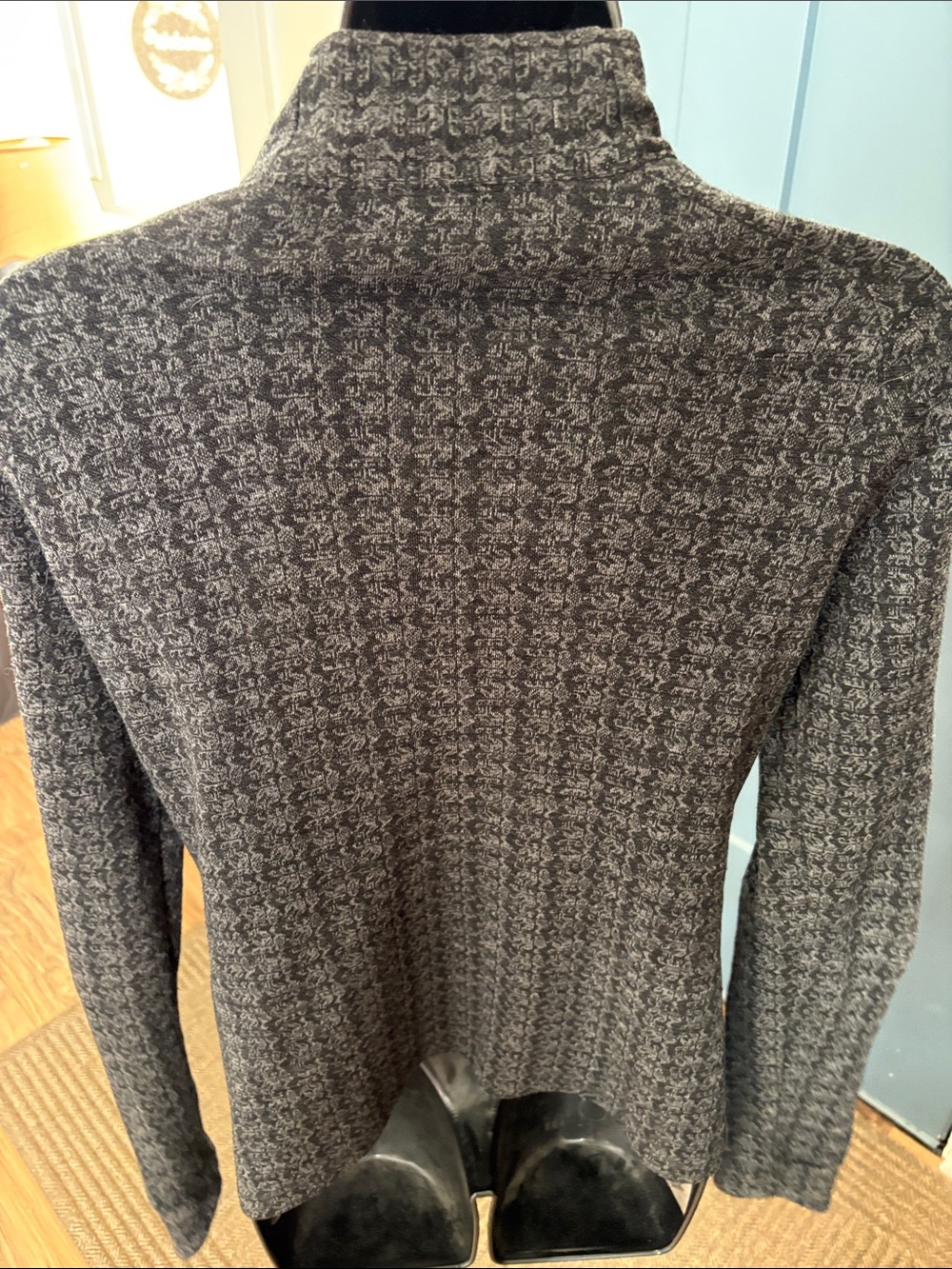 ibex Charcoal Patterned merino wool Full-Zip Knit Jacket - Picture 3 of 7